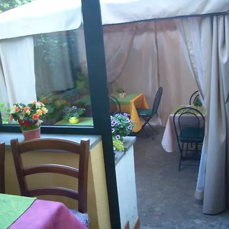 Porta Sant'anna B&B 3*